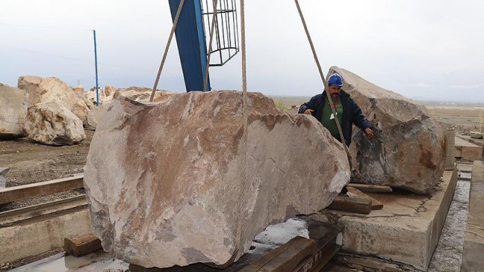 Kayseri Yapı Andezit Taşı Çıkarılması